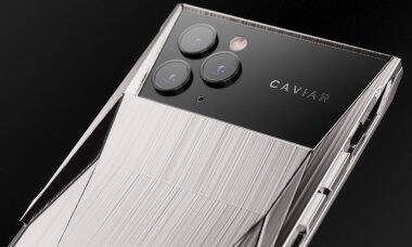 Caviar cria celular inspirado na Tesla Cybertruck