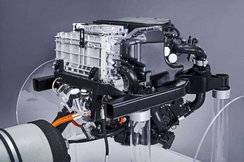 Novo sistema a hidrogênio da BMW gera até 170 CV de potência elétrica