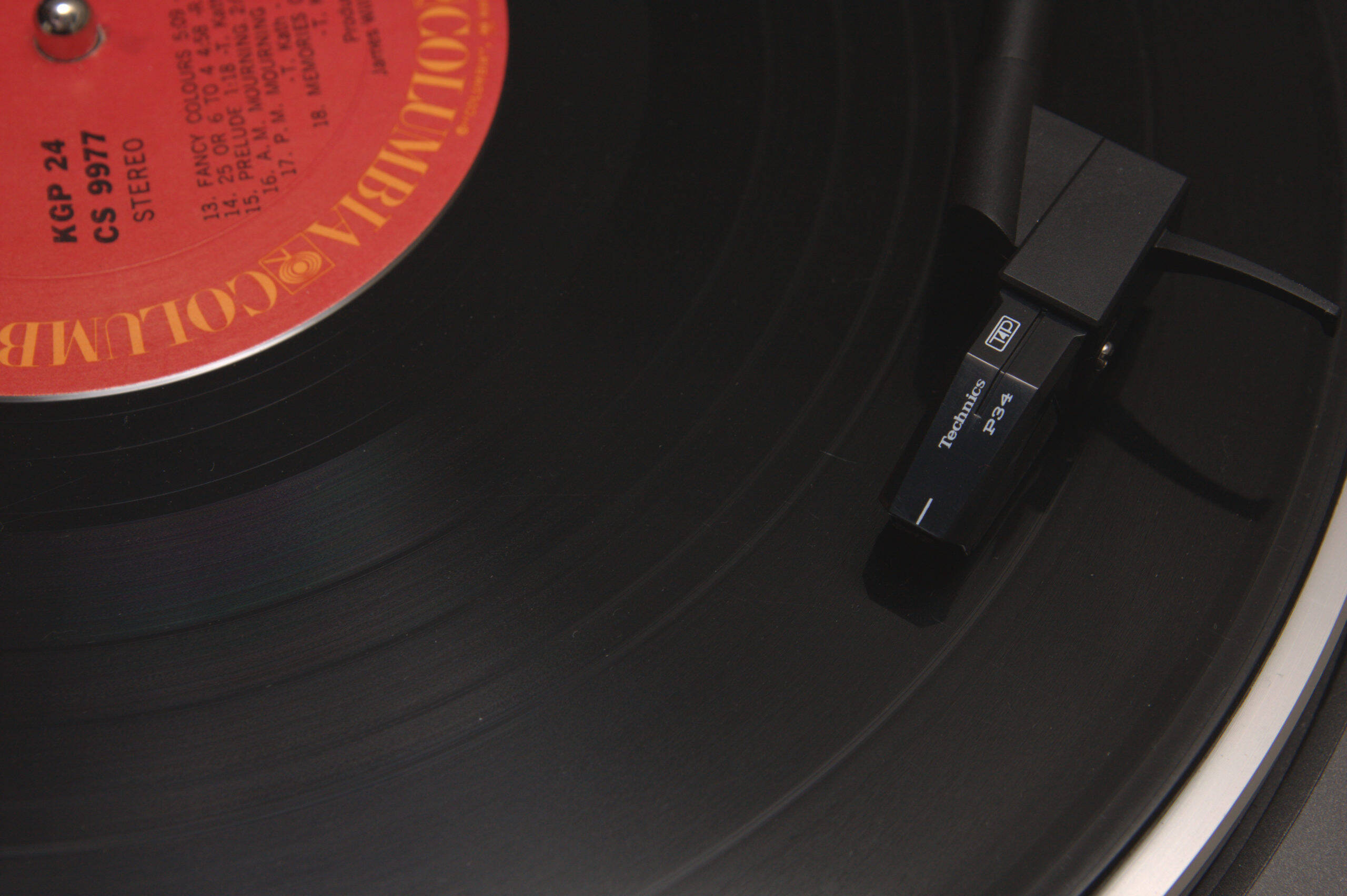 Vendas de discos de vinil superam a de CDs pela primeira vez desde os anos 1980
