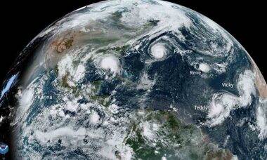 Um aglomerado quase sem precedentes de tempestades que podem virar furacões está se formando no Atlântico. Foto: NOAA