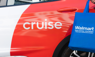Walmart e Cruise se unem para oferecer serviço de entrega com carros autônomos
