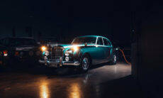 Britânica Lunaz transforma Bentley dos anos 1960 em carro elétrico