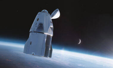 Cápsula Dragon, da SpaceX, terá domo de vidro para observação do espaço