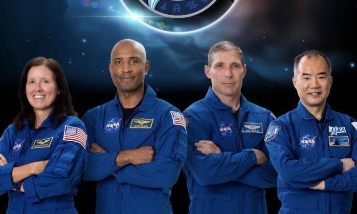 Astronautas da Crew-1 voltam para a Terra neste sábado (1º)