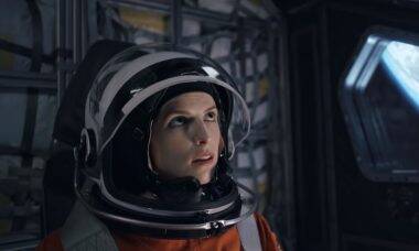 Netflix divulga trailer do suspense espacial "Passageiro Acidental"