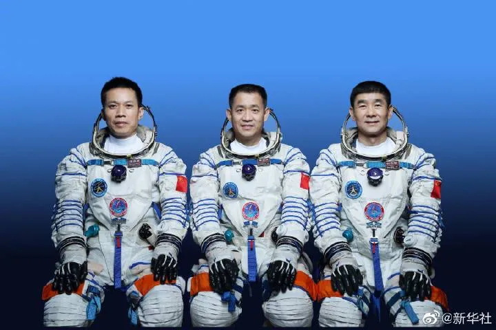 China vai enviar três astronautas para sua estação espacial