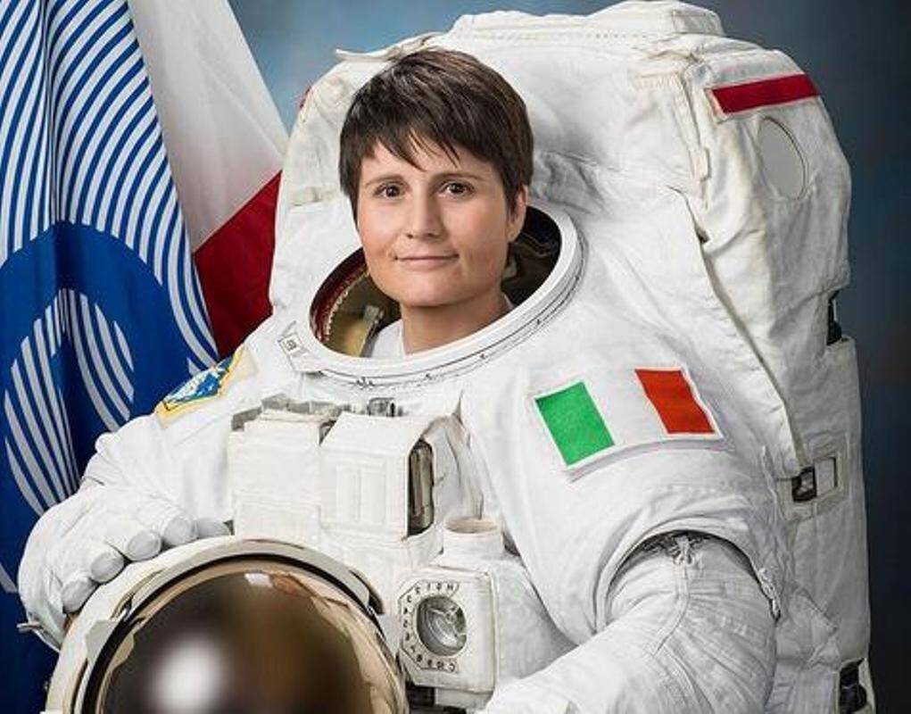 Conheça Samantha Cristoforetti, a 1ª mulher europeia a comandar a ISS