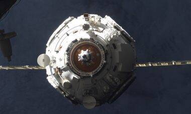 ISS ganha novo módulo espacial russo