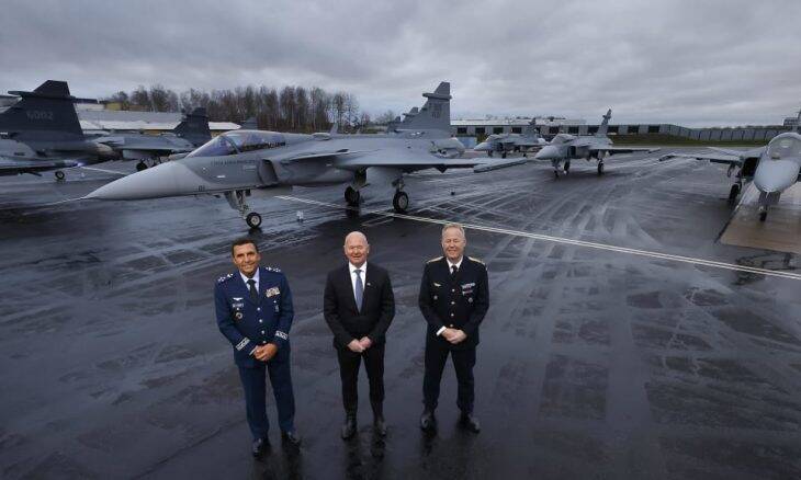 Saab entrega primeiros Gripen E de série para a FAB
