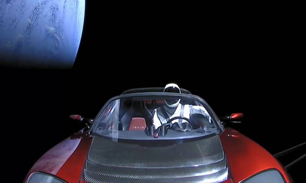 Tesla Roadster já percorreu mais de 3,2 milhões de km no espaço
