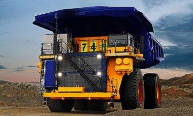 Empresa revela caminhão gigante movido a hidrogênio