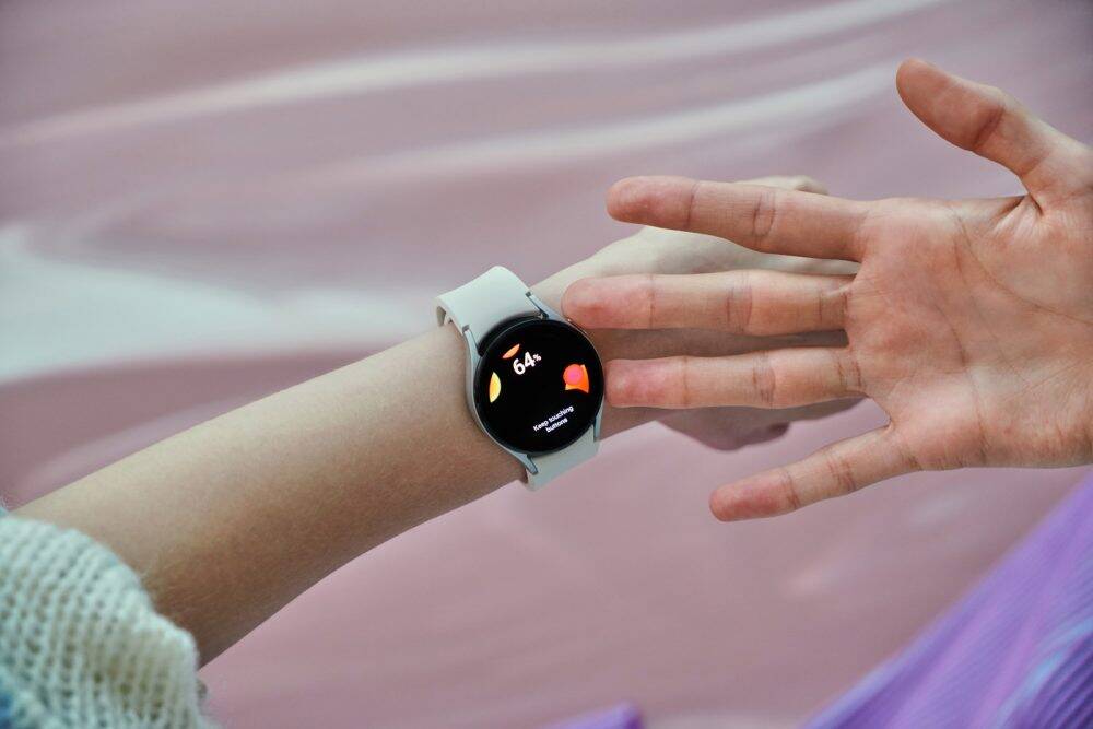 Samsung dá Galaxy Watch4 em promoção do Dia dos Namorados; saiba mais